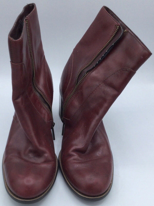 Liz Claiborne Flex Manon Leather Boots Size 9.5M Women's