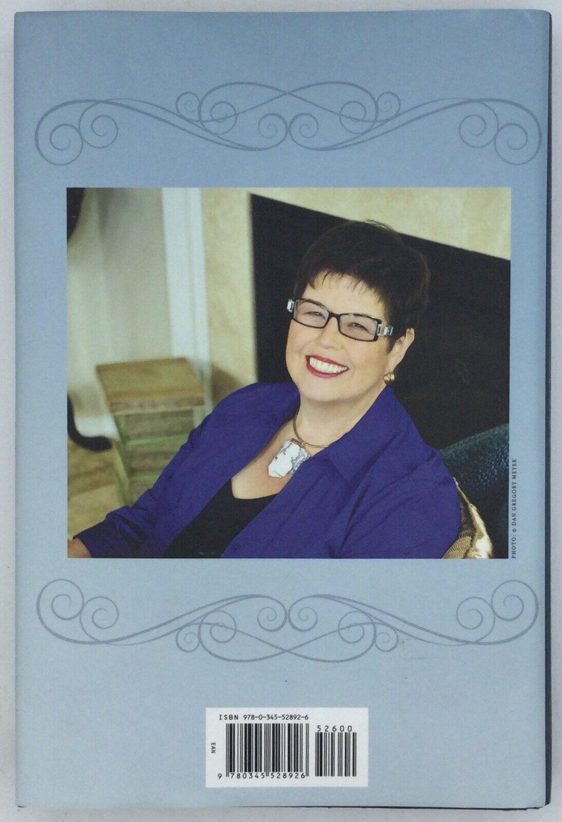AUTOGRAPHED COPY: The Inn at Rose Harbor: A Novel - Hardcover by Debbie Macomber