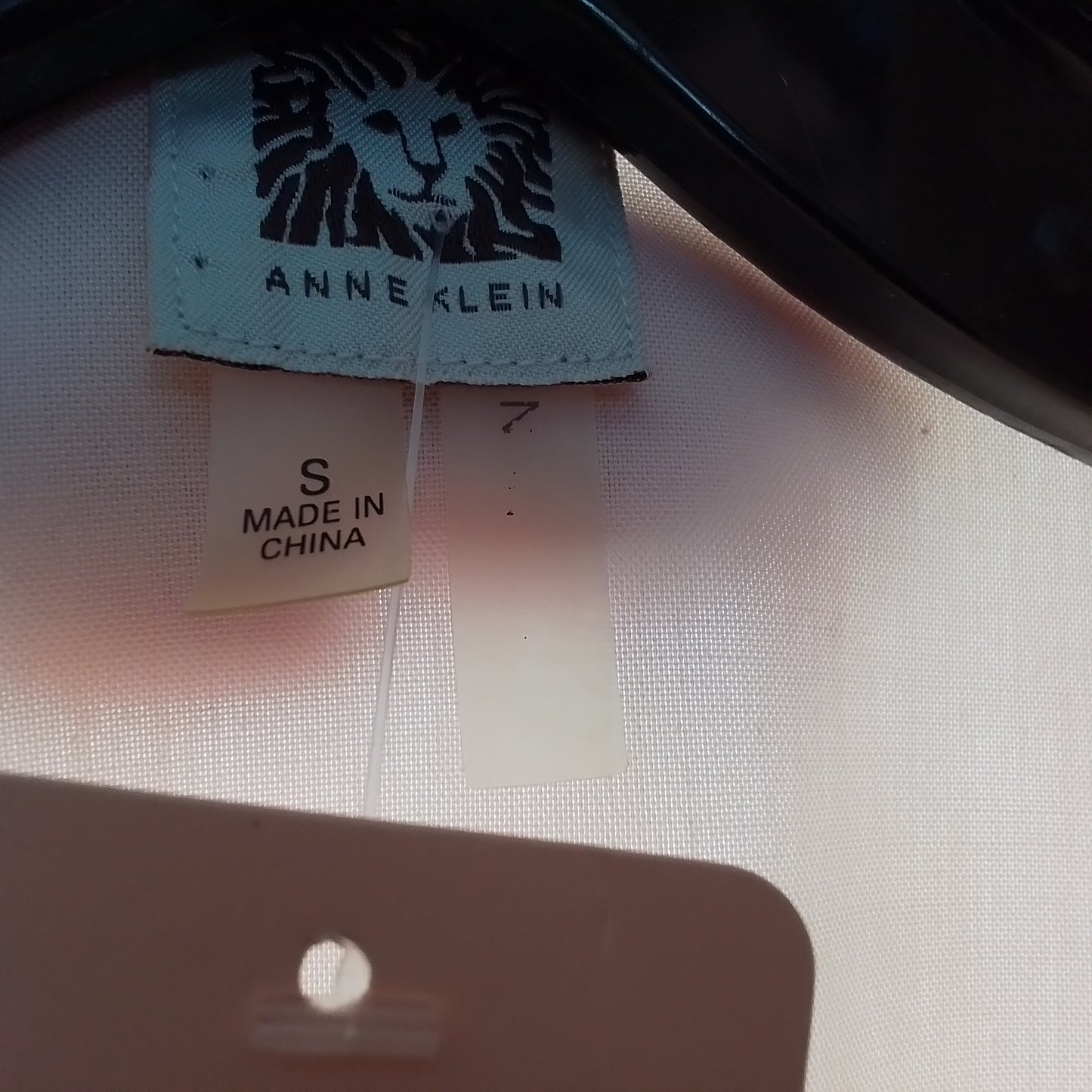 women's Anne Klein button down blouse