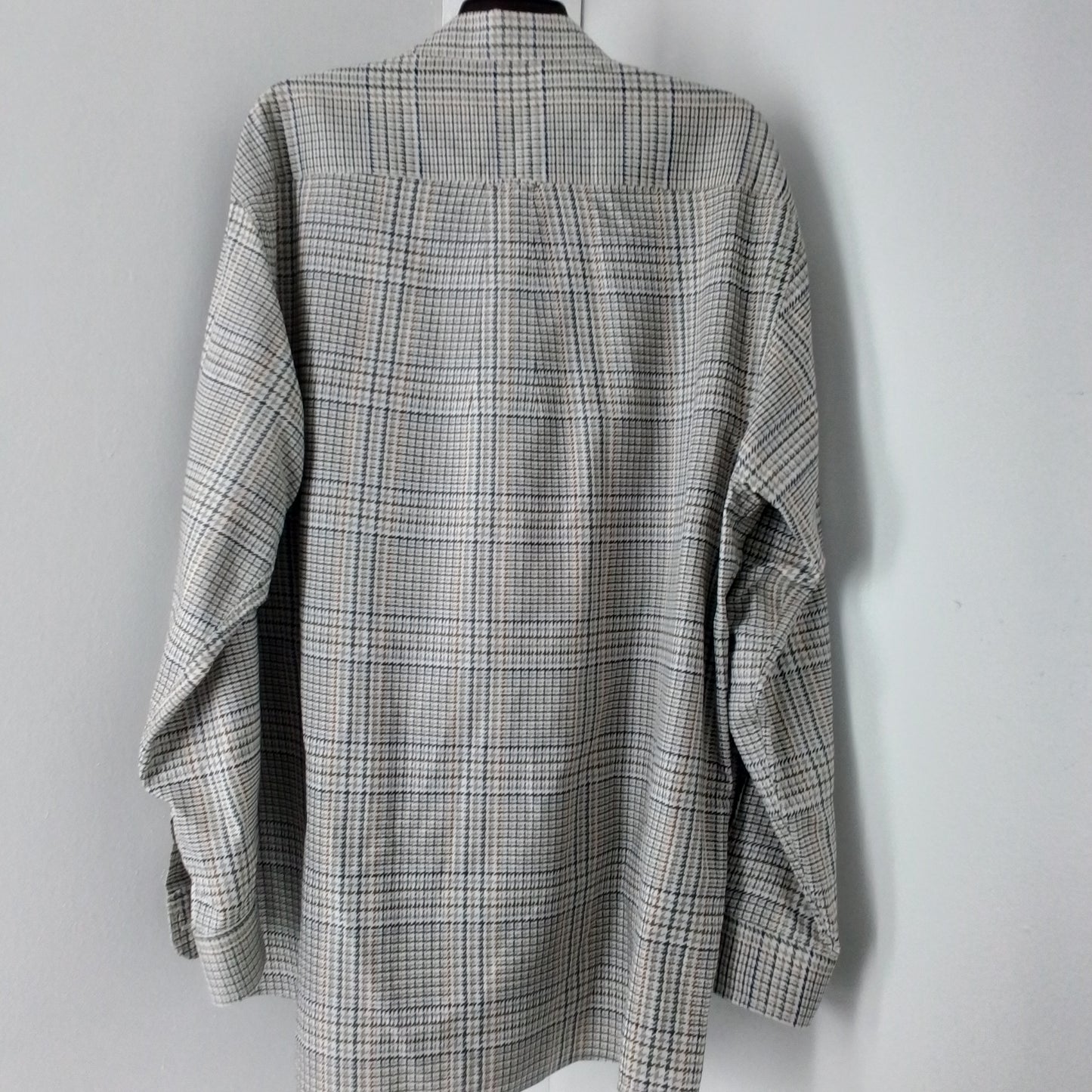 Men's Nautica button up shirt