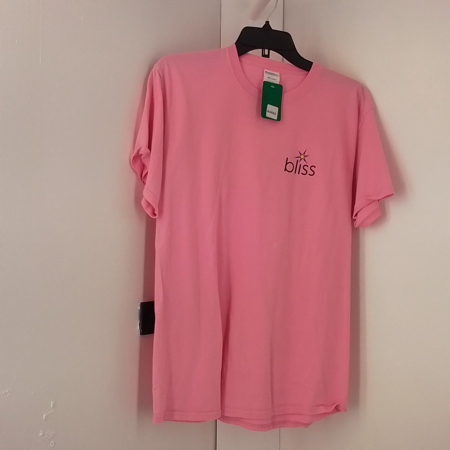 women's pink T-shirt