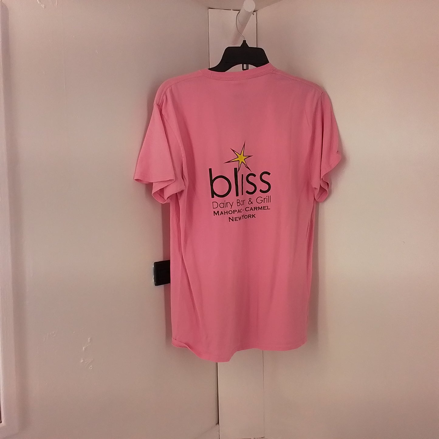 women's pink T-shirt