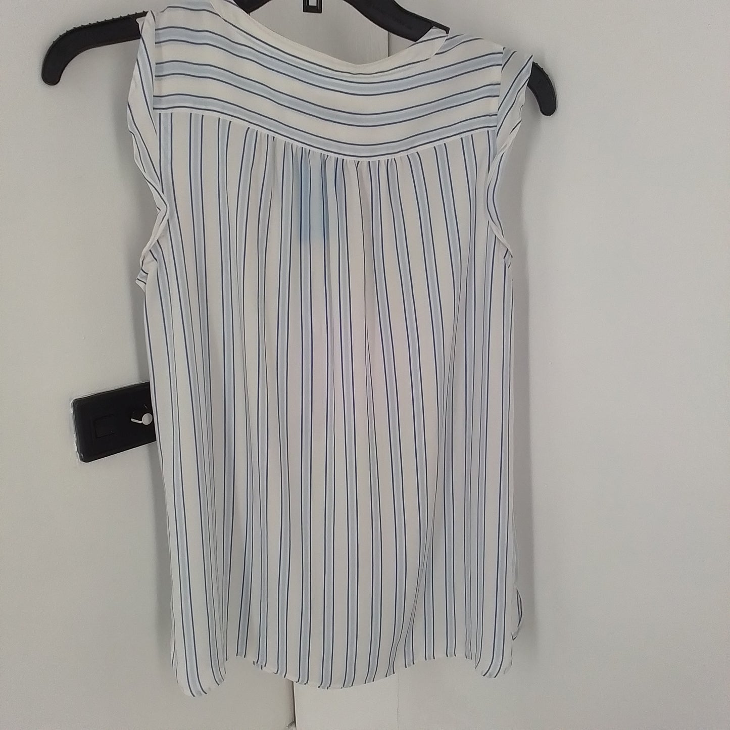 Women's LOFT Sleevless Blouse