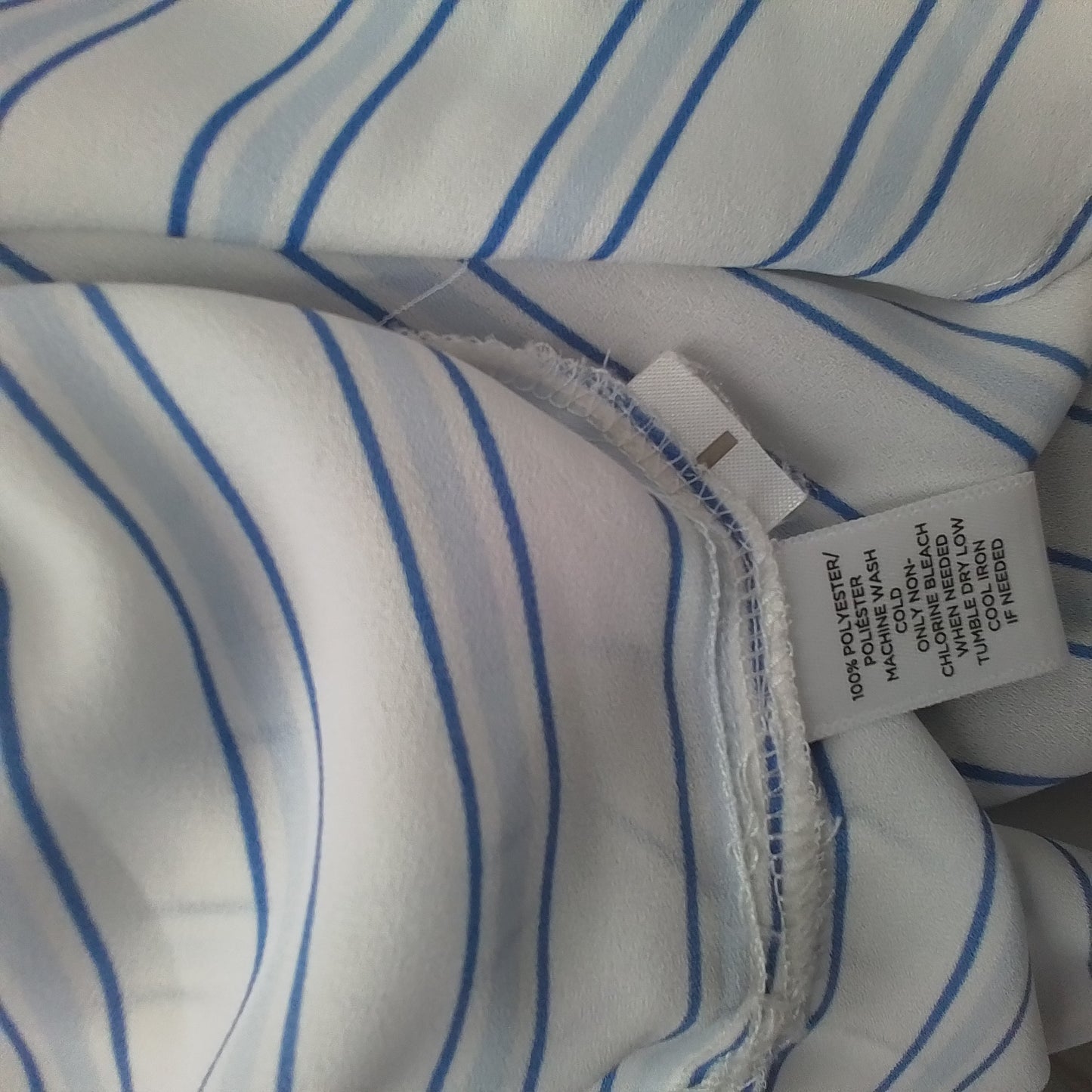 Women's LOFT Sleevless Blouse