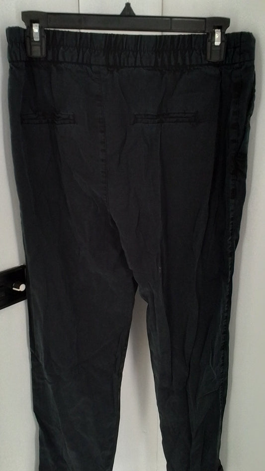 Old Navy Black Rayon Pants - Size 4