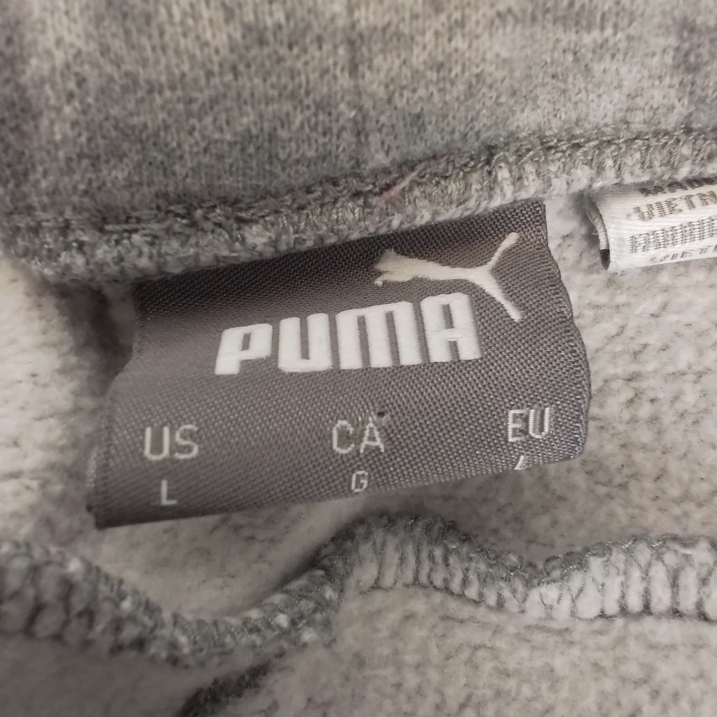 Puma Men's Grey Sweatpants - Size L