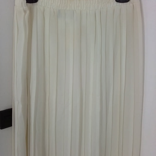 Women's White Polyester Skirt - Size 12