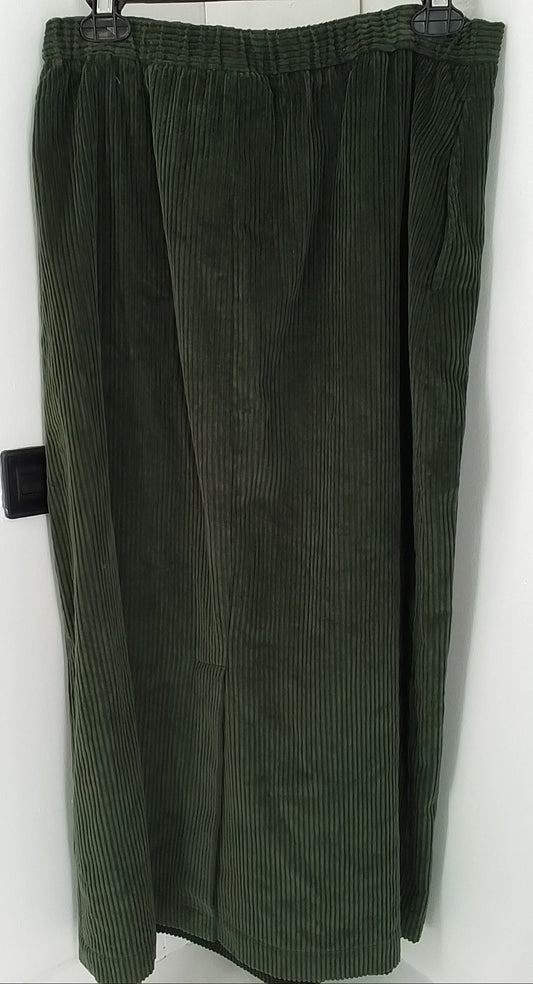 Women's Appleseed's Corduroy Dark Green Skirt - Sz 12