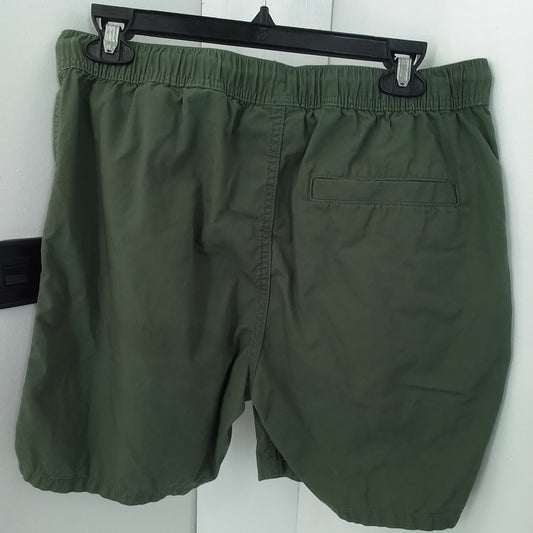 H&M Men's Green Cotton Shorts - Size S