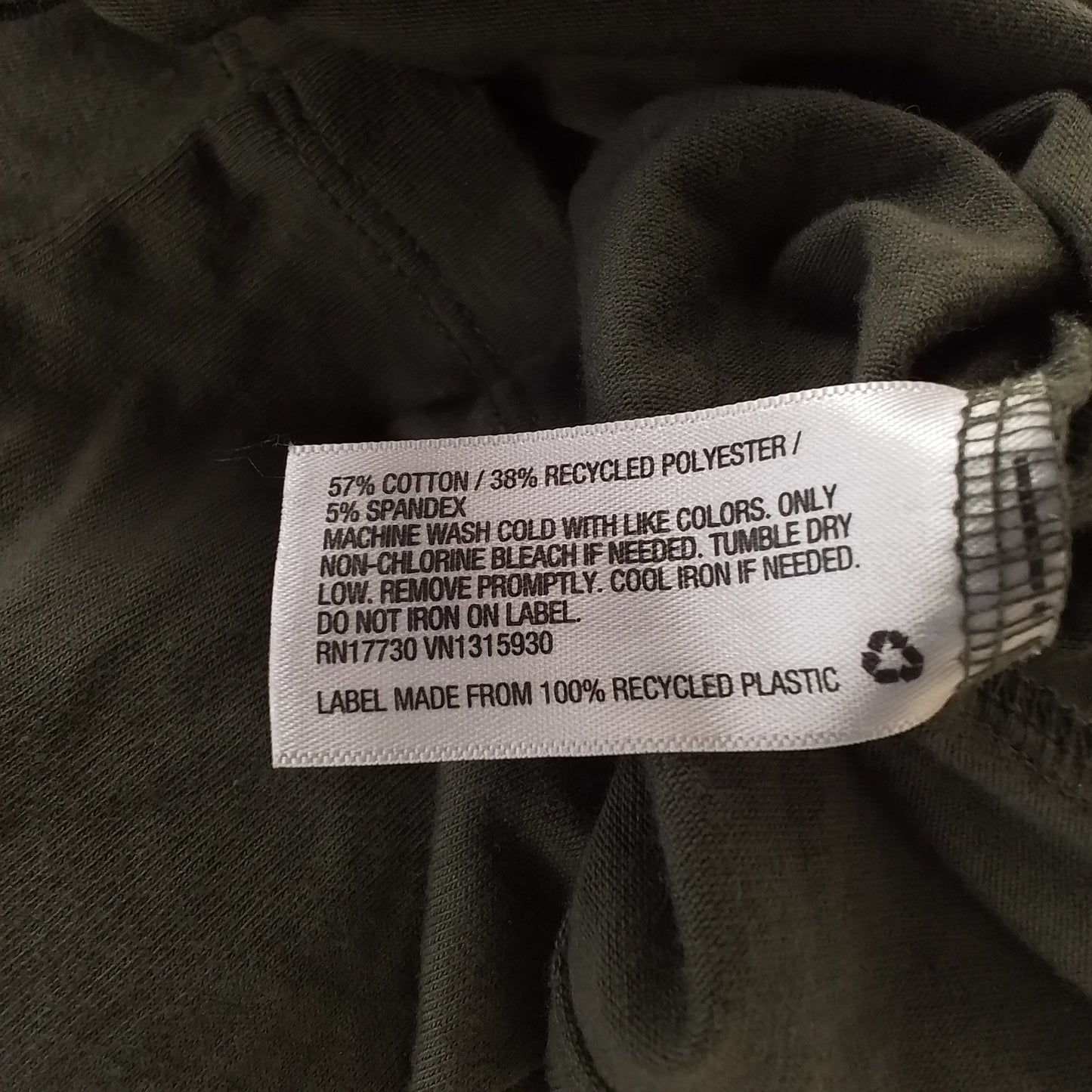 boys Polyester T-Shirt - Size S - Green/Black