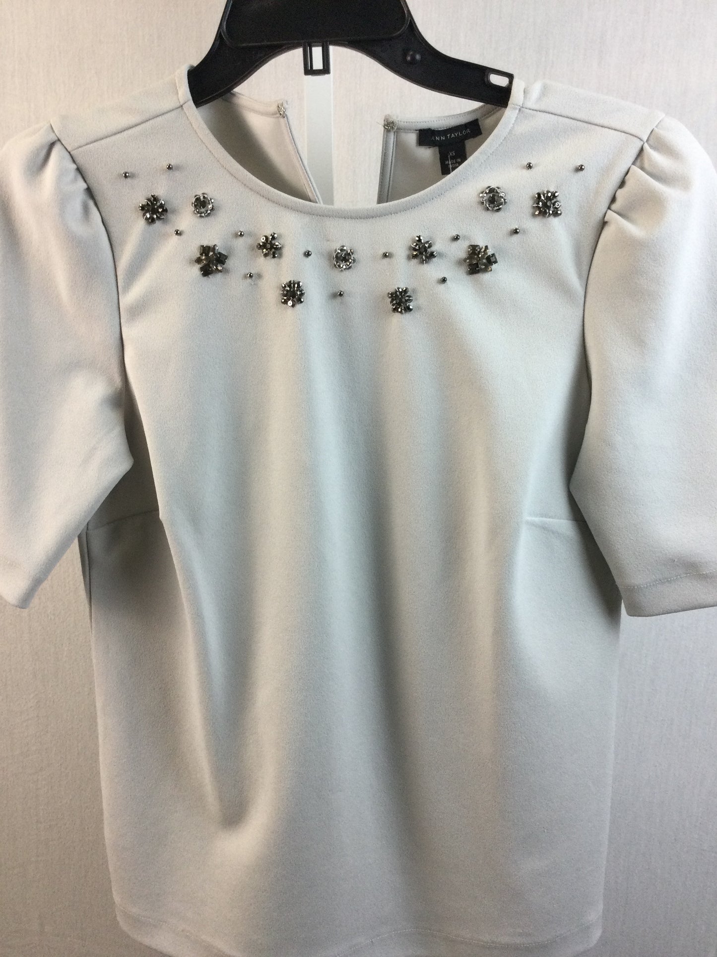 women's Ann Taylor blouse