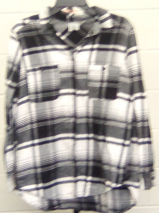 Divided Women's Monochrome Plaid Flannel