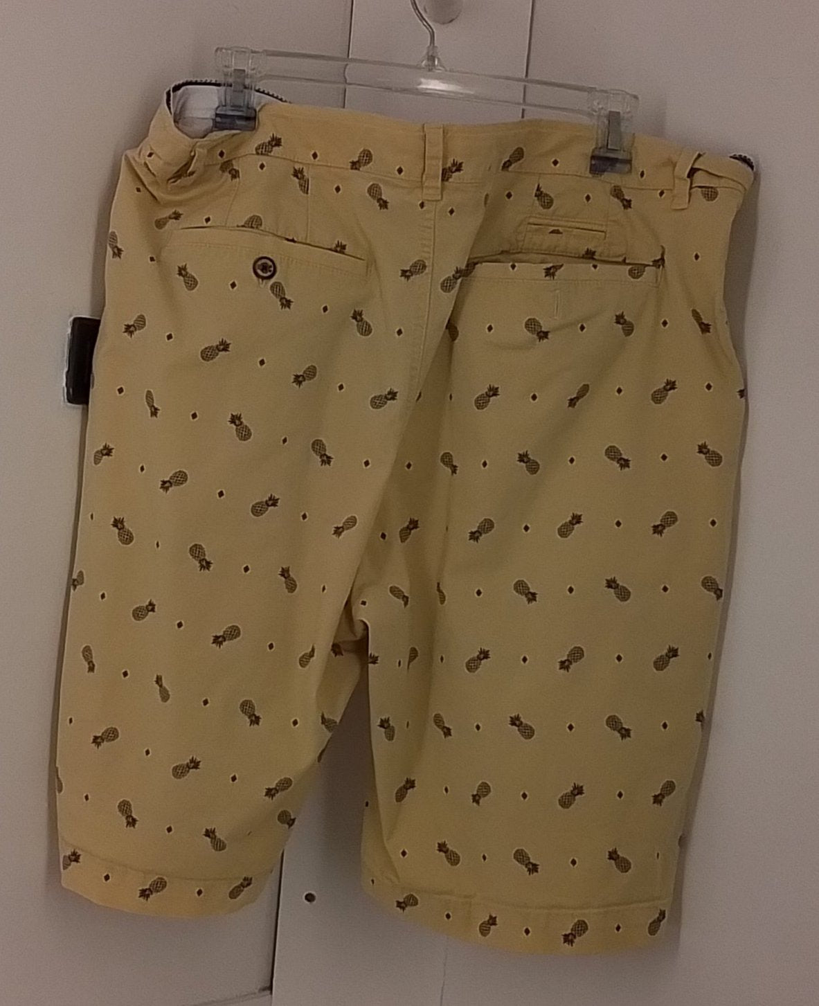 Hudson & Barrow Men's Yellow Pineapple Shorts