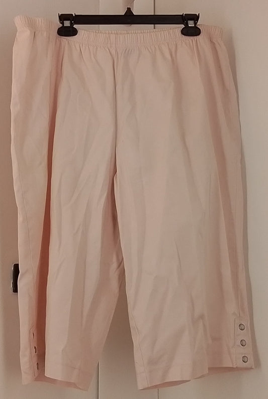 Just My Size Women's Pink Capris