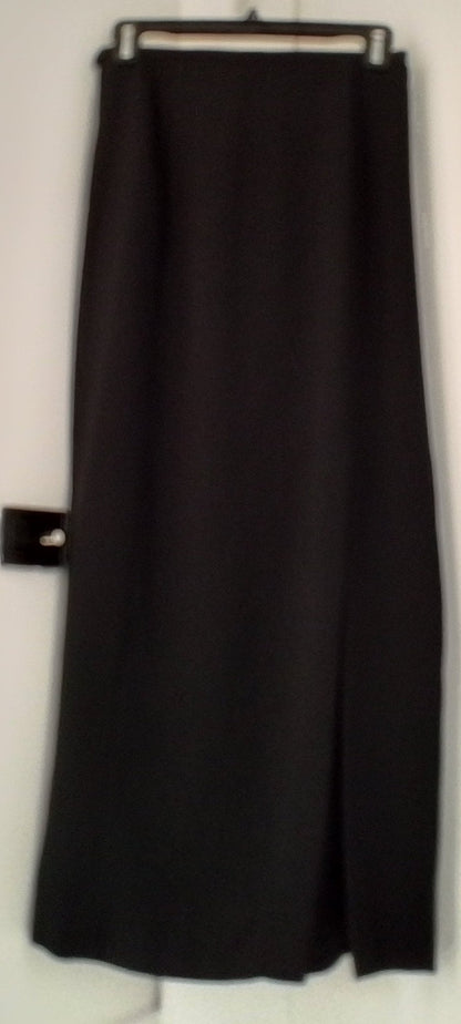 Cyrus Women's Black Long Skirt