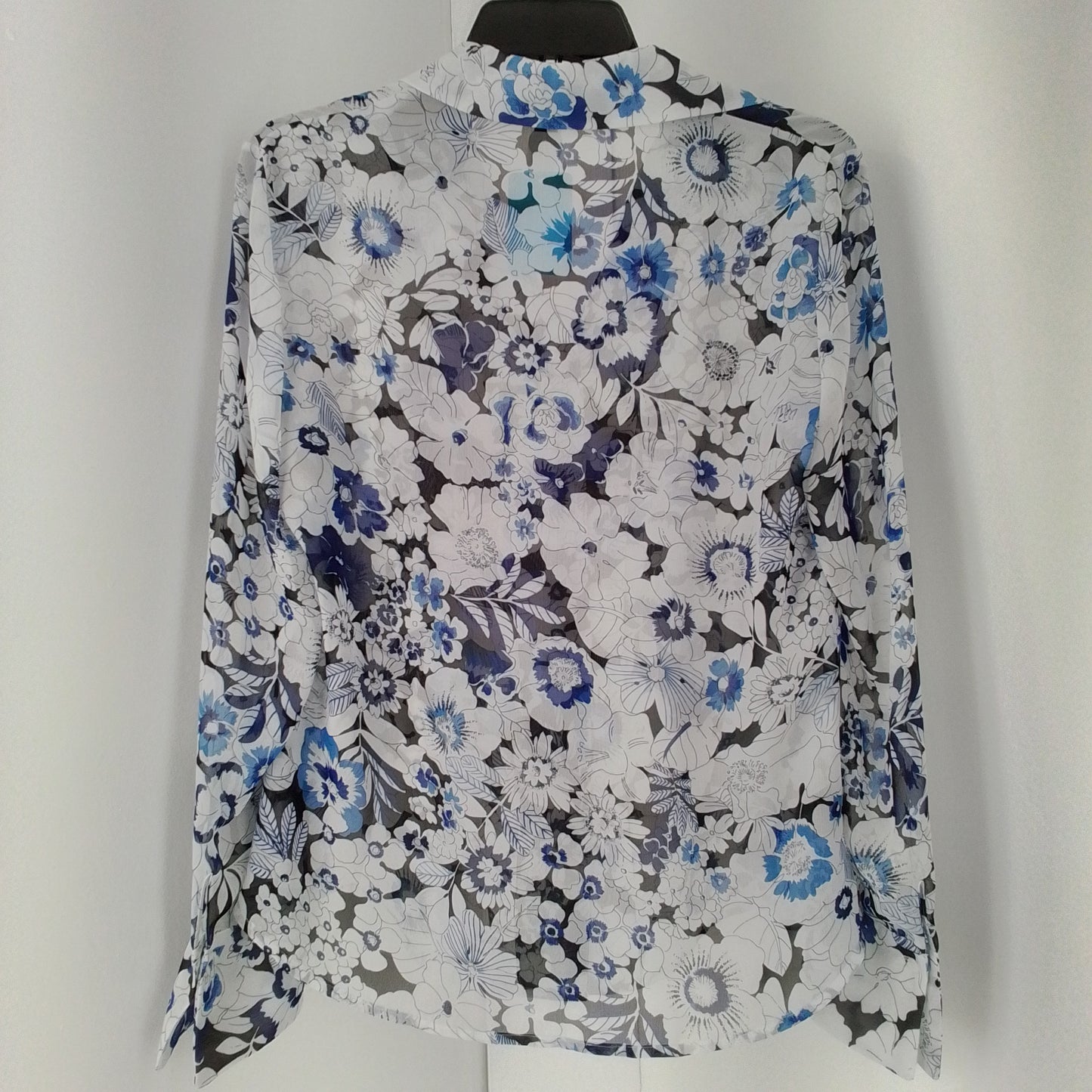 Women's Kasper Button down Blouse