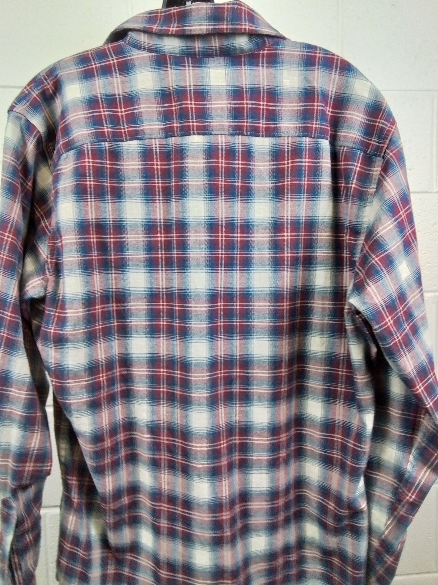 Wrangler plaid multi color shirt sz M