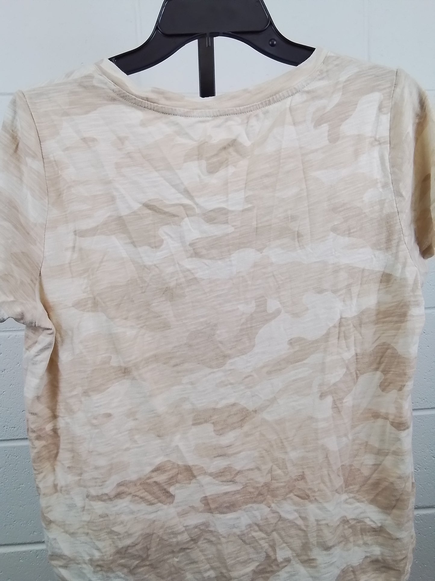 Old Navy Cameo T-shirt