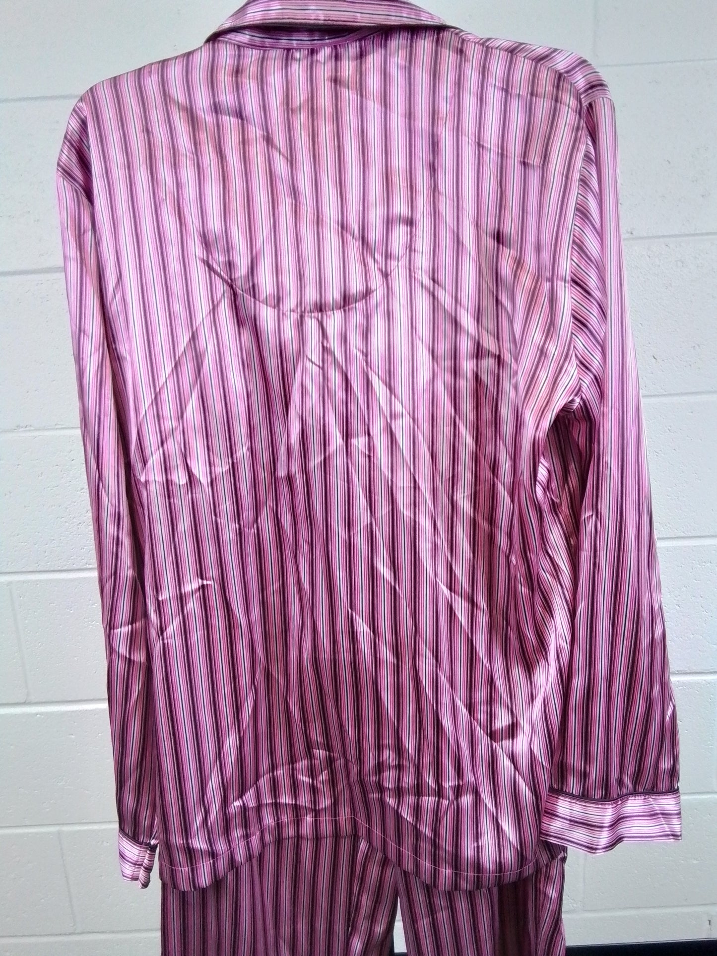 Ambrielle Sz xL pink striped pajamas