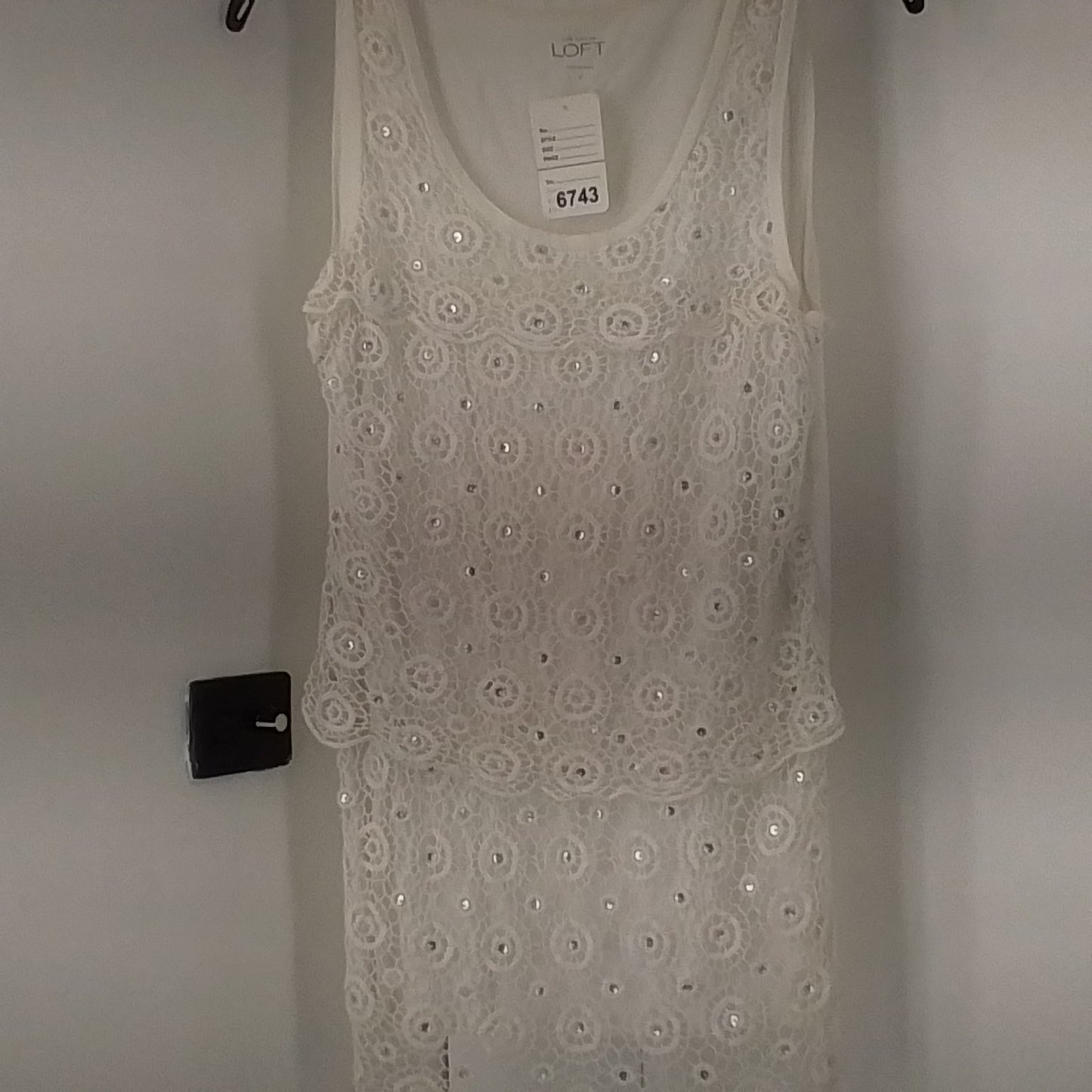 women's Ann taylor loft tank top