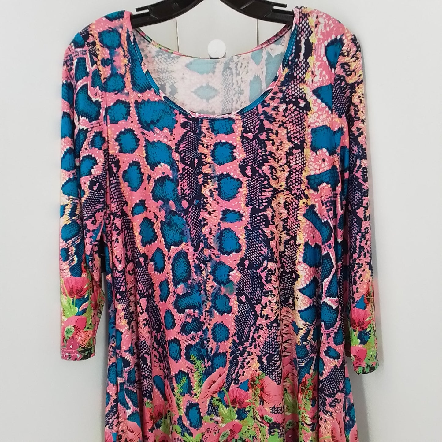 WOMEN'S WHITE MARK Long Sleeve Tunic