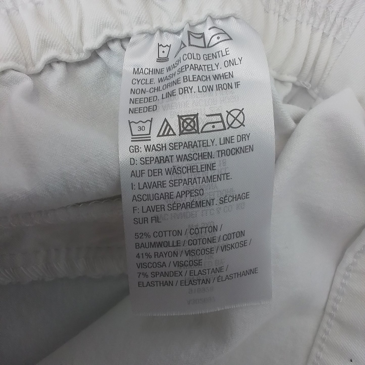 WOMEN'S ISAAC MIZRAHI LIVE CAPRIS
