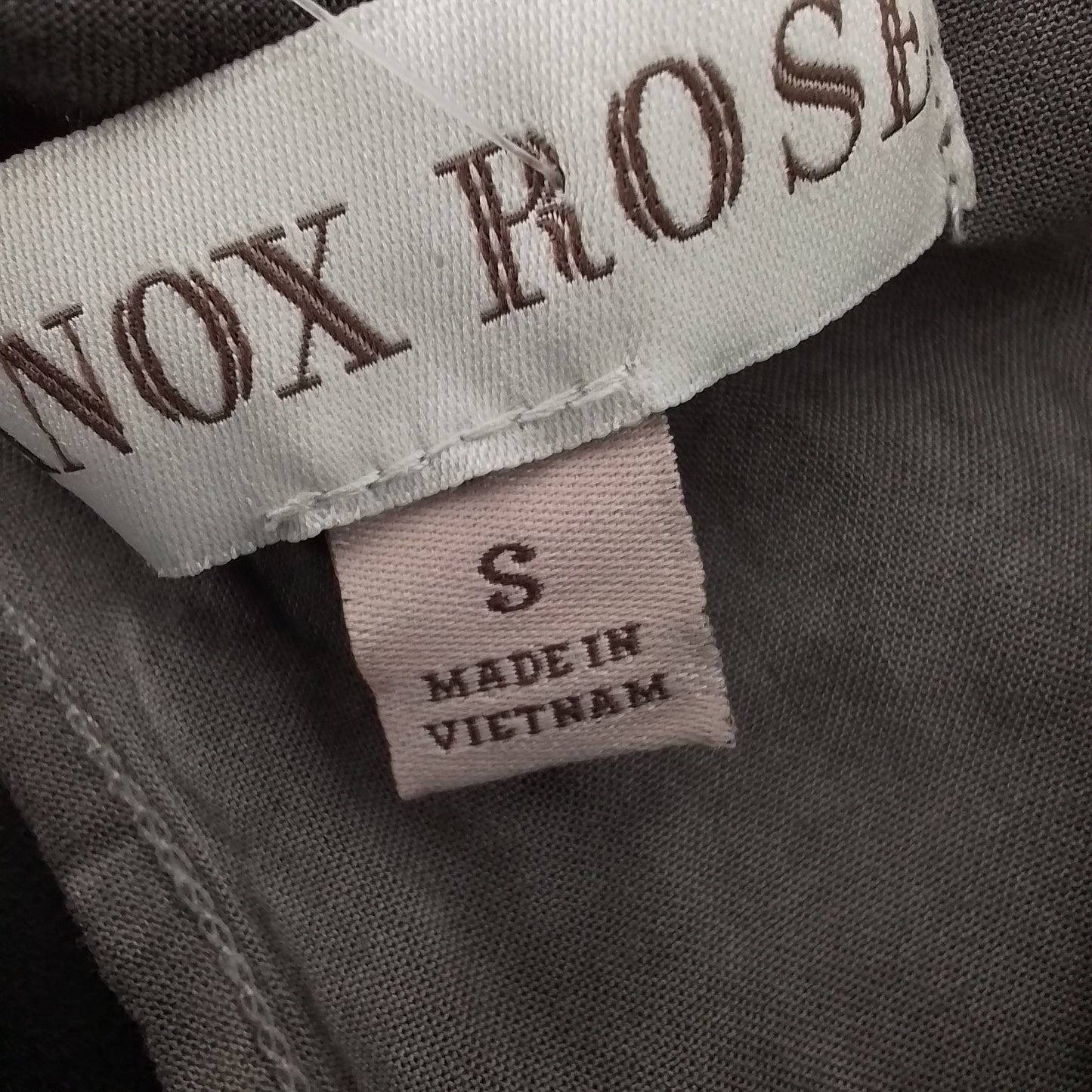 Women's (Juniors) Knox Rose Sleeveless Shirt