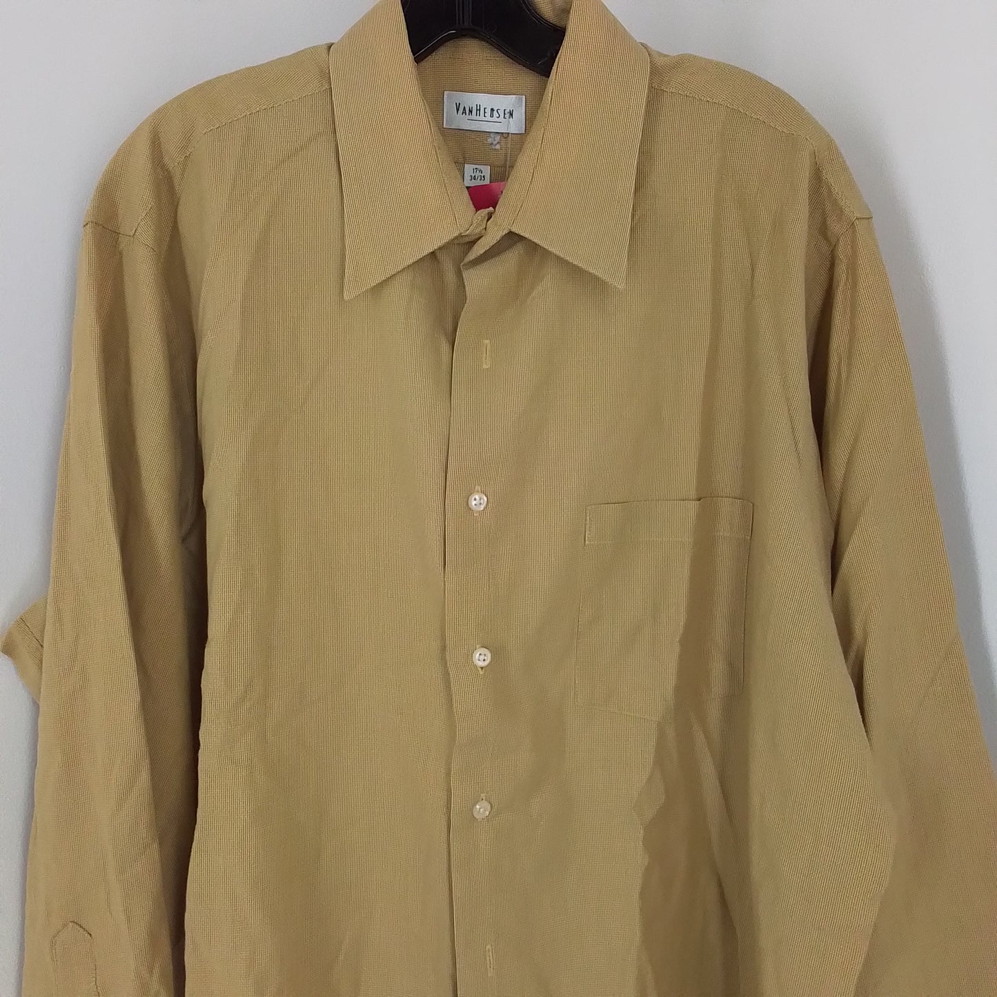 Men's Van Heusen long sleeve Button-Up