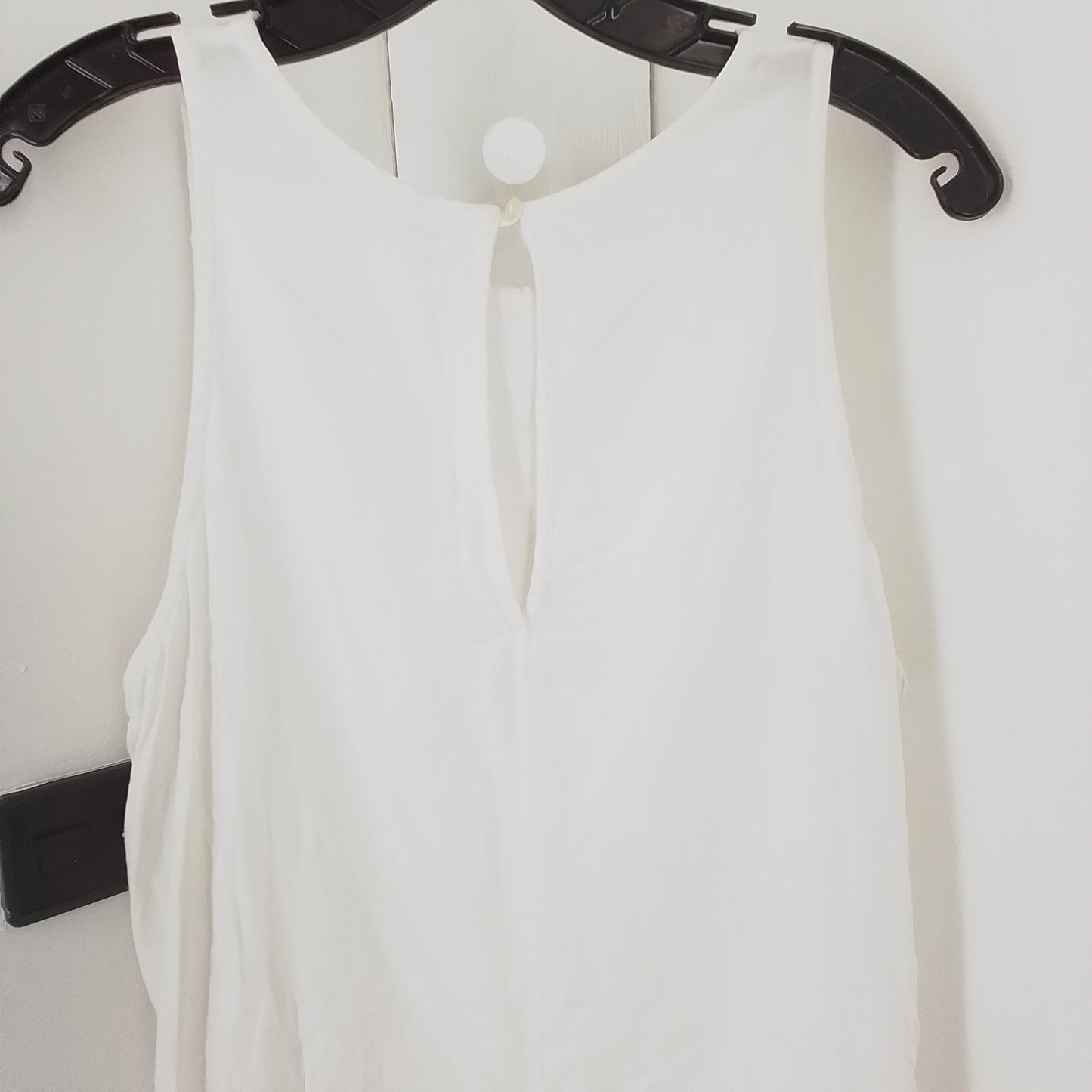 Women's Old Navy Sleeveless Blouse
