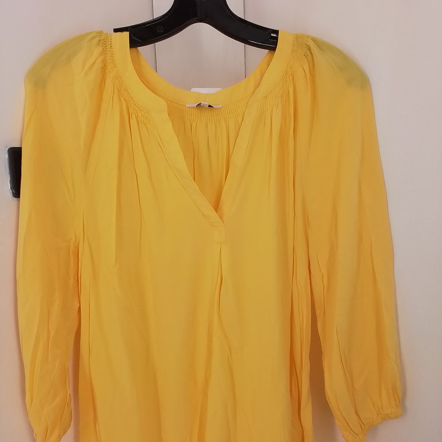 Crown & Ivy Yellow Rayon Blouse - L