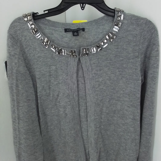 Banana Republic Women's Grey Sweater - Size M