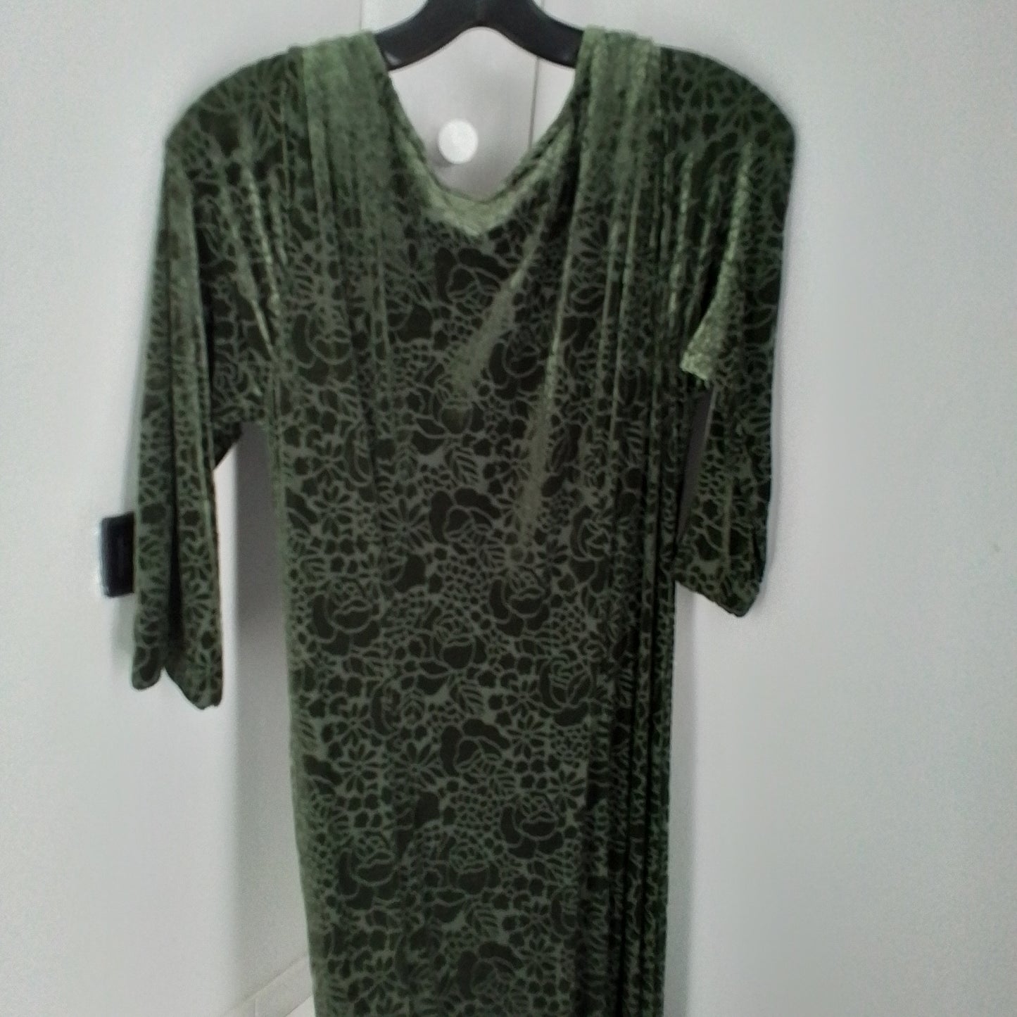 jWomen's Green Gown - Size L, Polyester