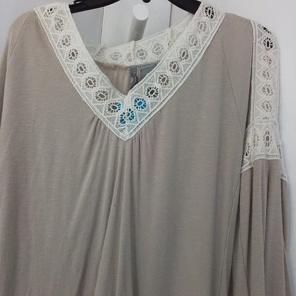 New Directions Women's Brown White Rayon Shirt - Size M