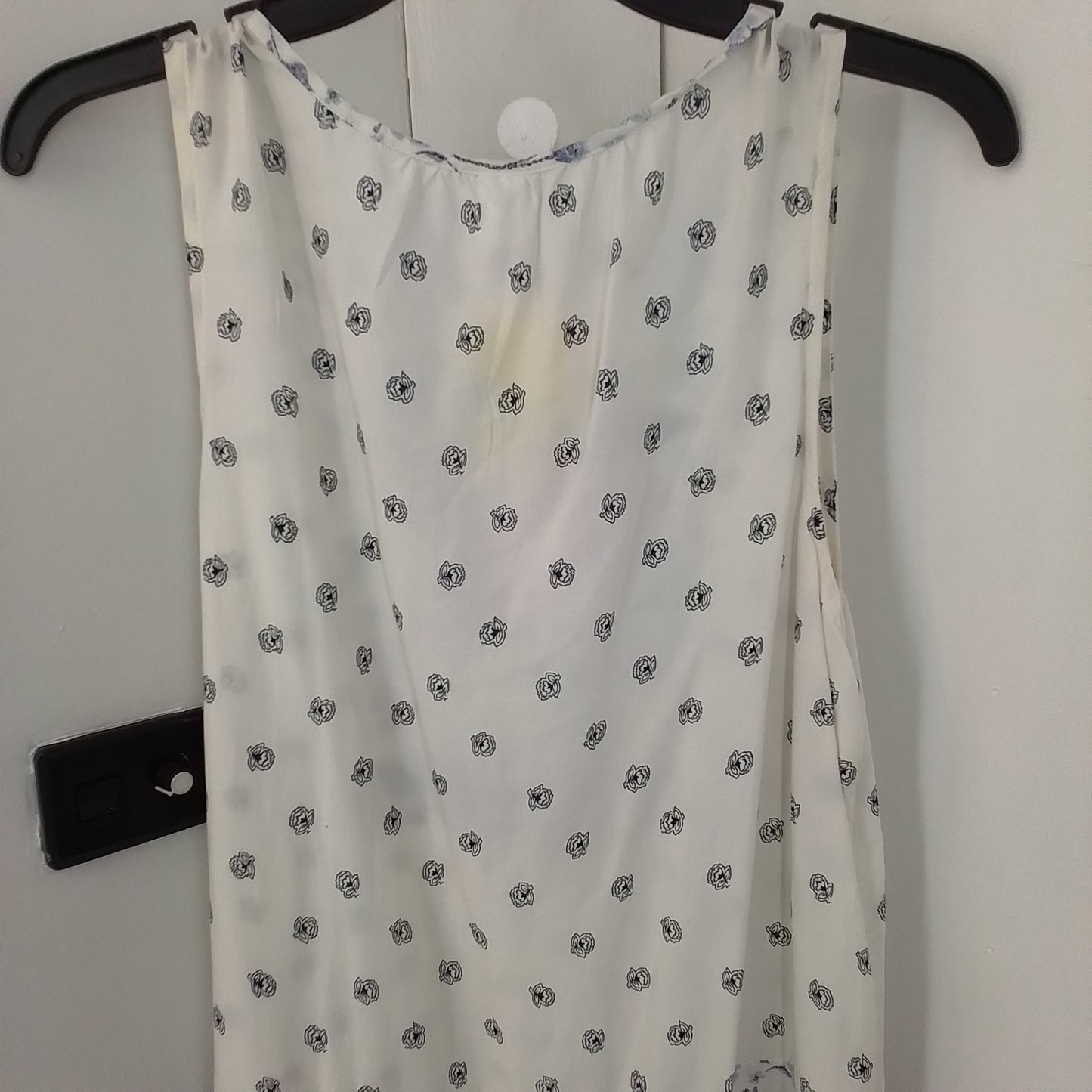 Old Navy Womens Blouse M White/Aqua/Blue