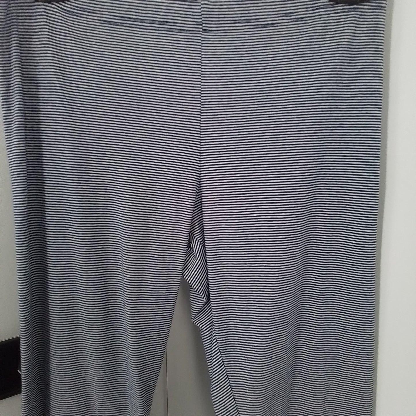 Old Navy Women's Aqua Cotton Leggings - Size M