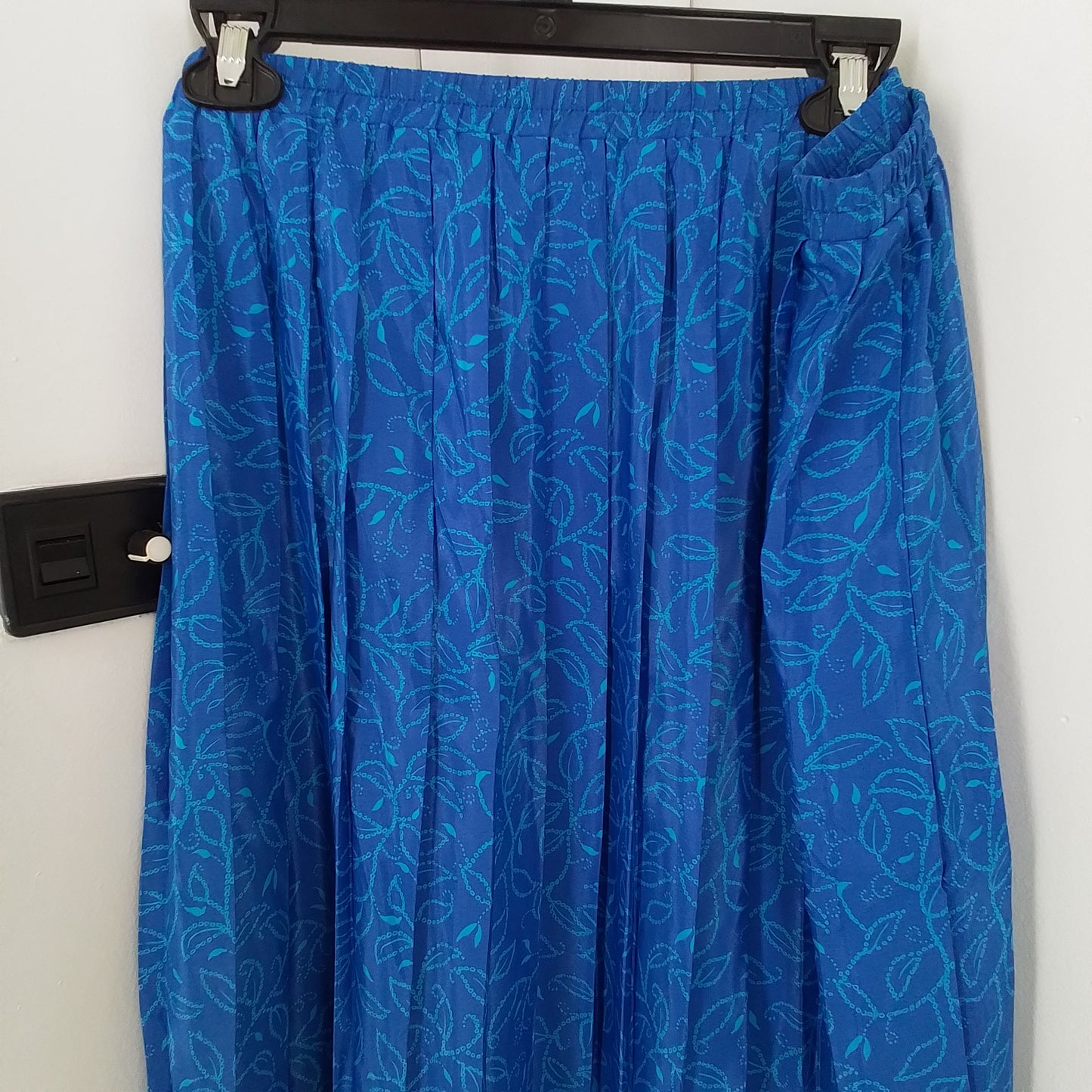 Women's Blue Polyester Skirt - Size 22