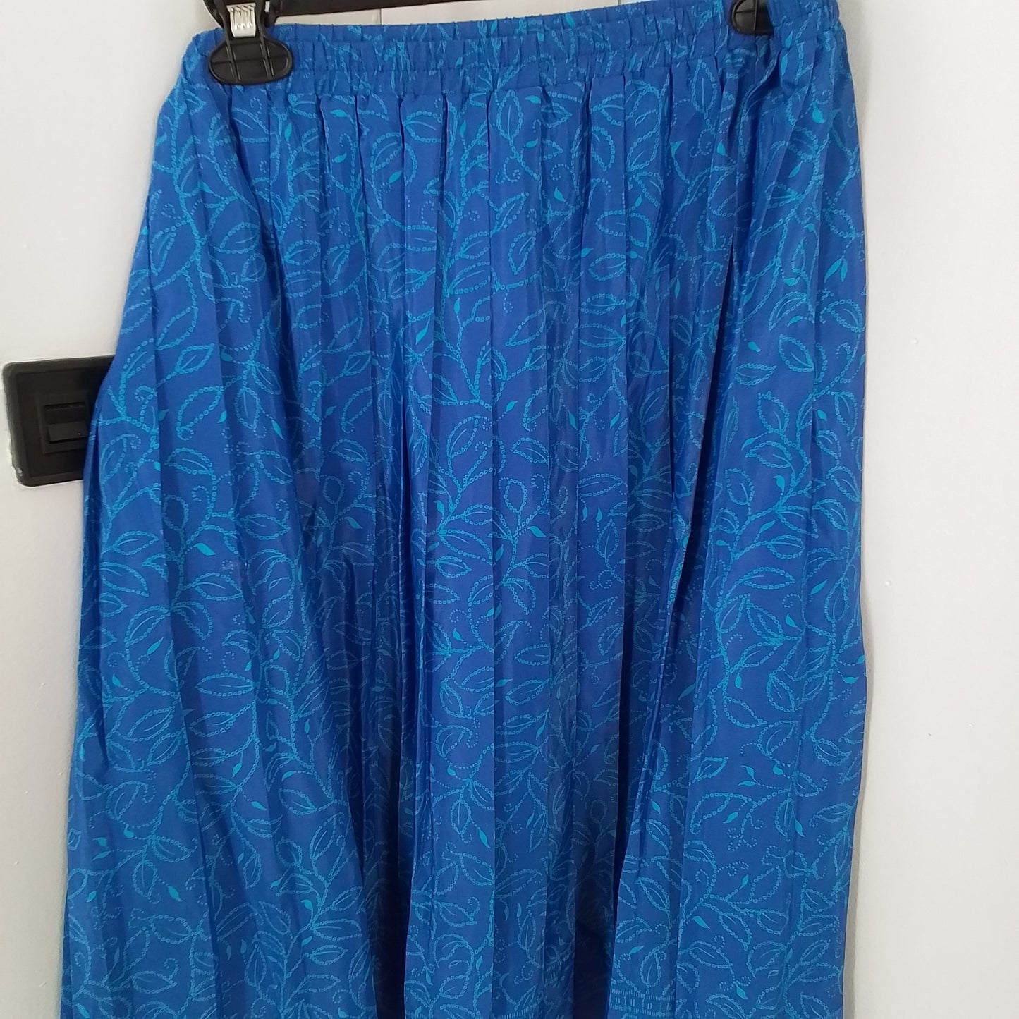 Women's Blue Polyester Skirt - Size 22