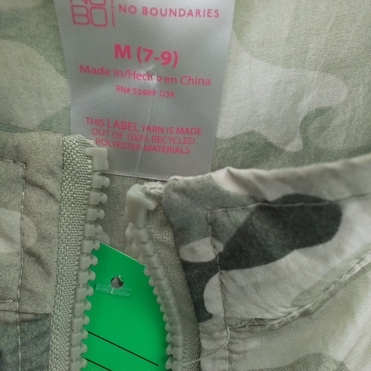 Women's Green Camo Polyester Vest - M (7-9)