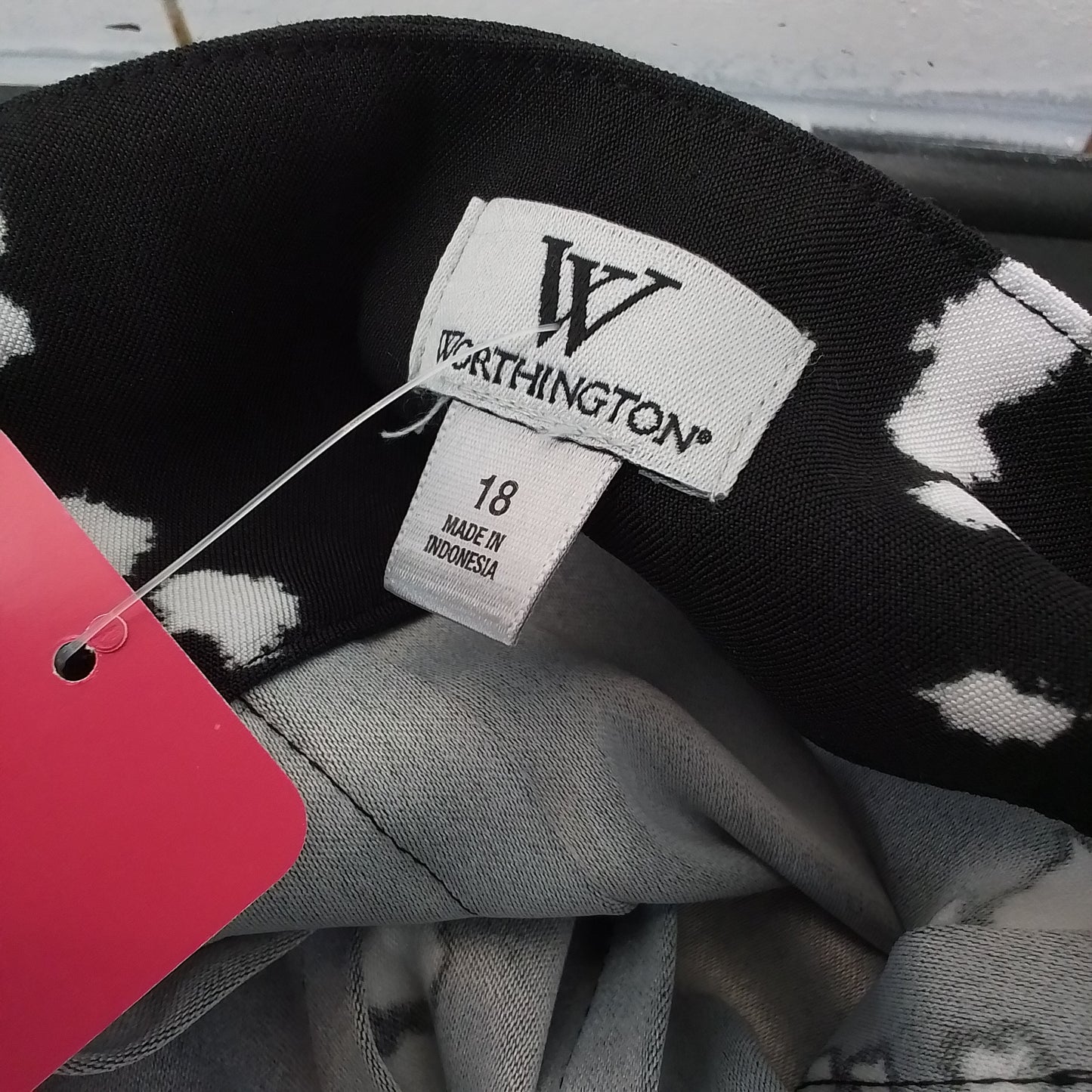 Worthington Women's Skirt Black/White Size 18 Polyester