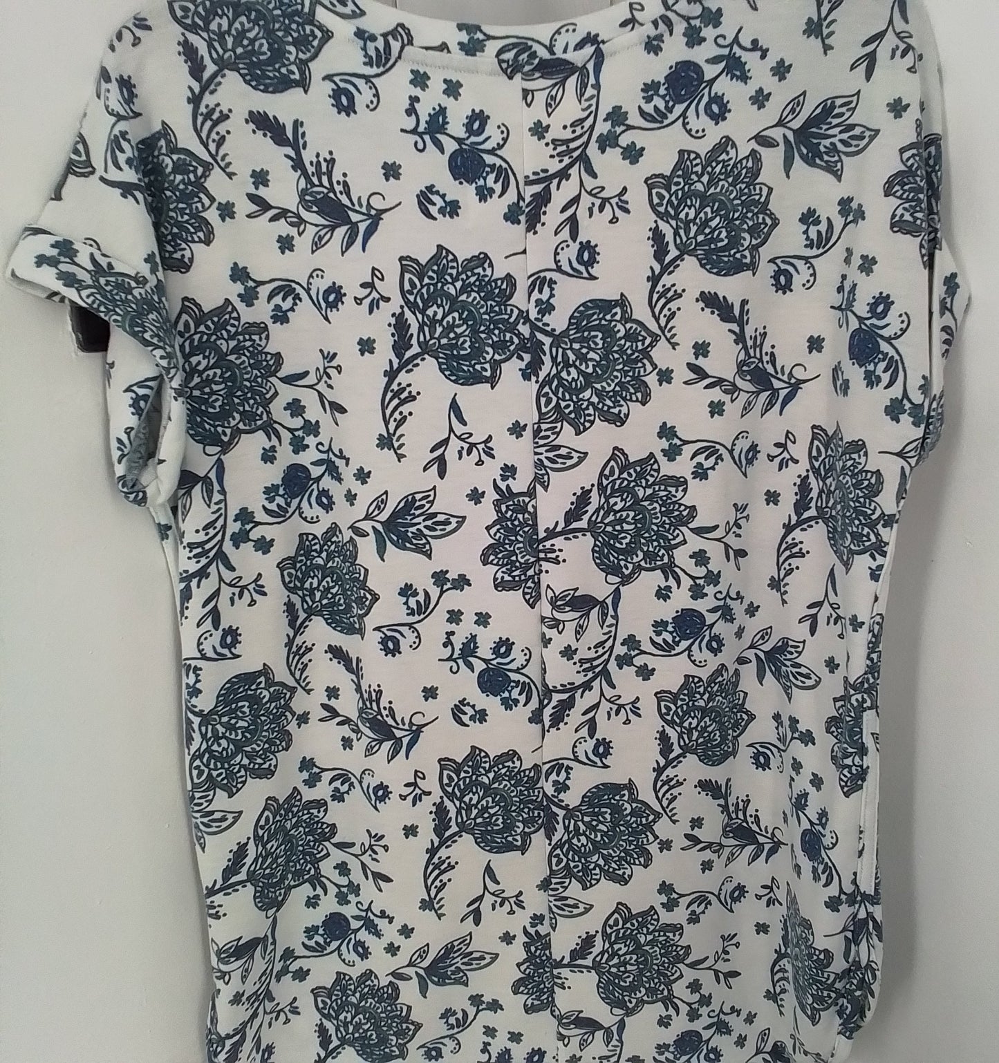 Women's Floral Short Sleeve Shirt - White/Blue, Size M