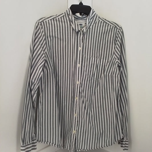 Kids Old Navy button up shirt L