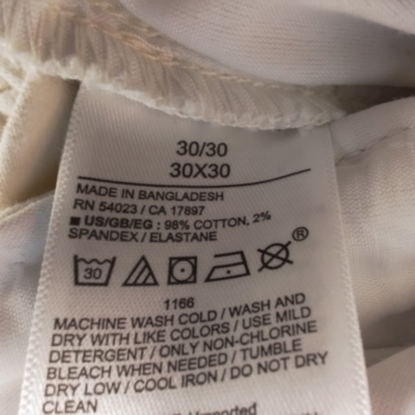 Gap Inc. Men's White Cotton Pants, Size 30-30