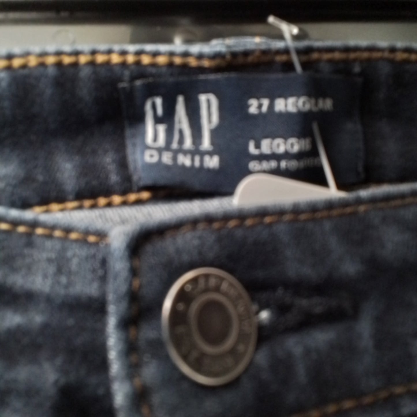 Gap Inc. Women's Blue Jeans - Size 27