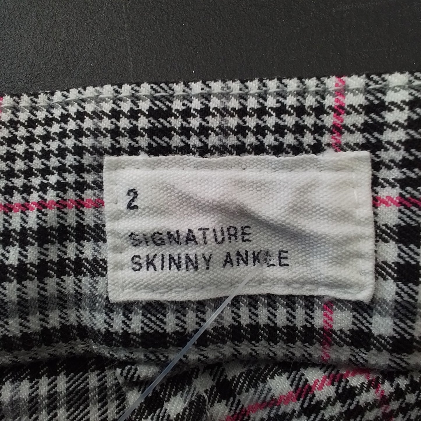 Gap Inc. Women's Pants - White, Black, Red, Stripes