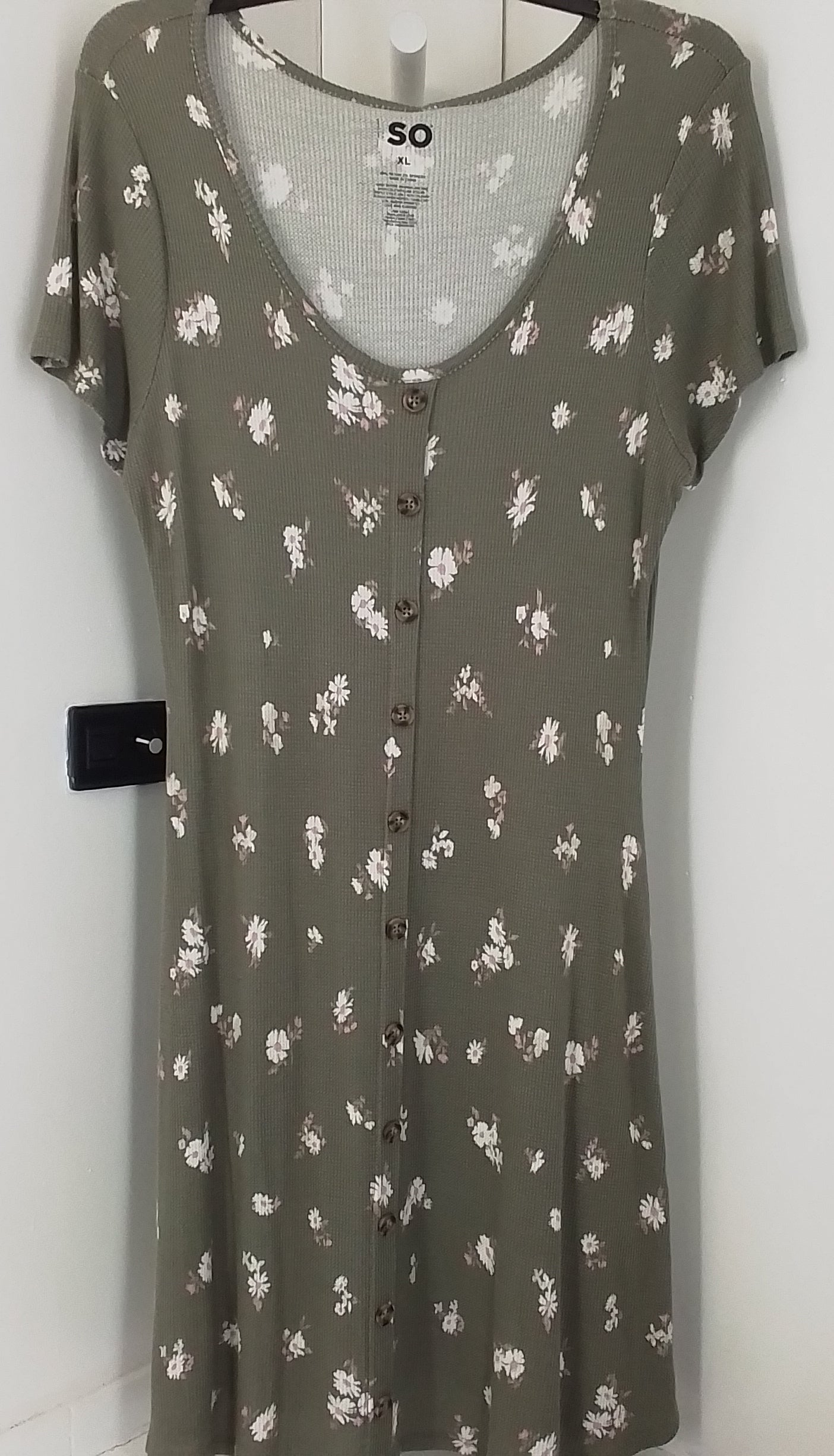 S.O Women's Dress XL White Green