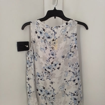 White House Black Market Women's White Blouse - Size S