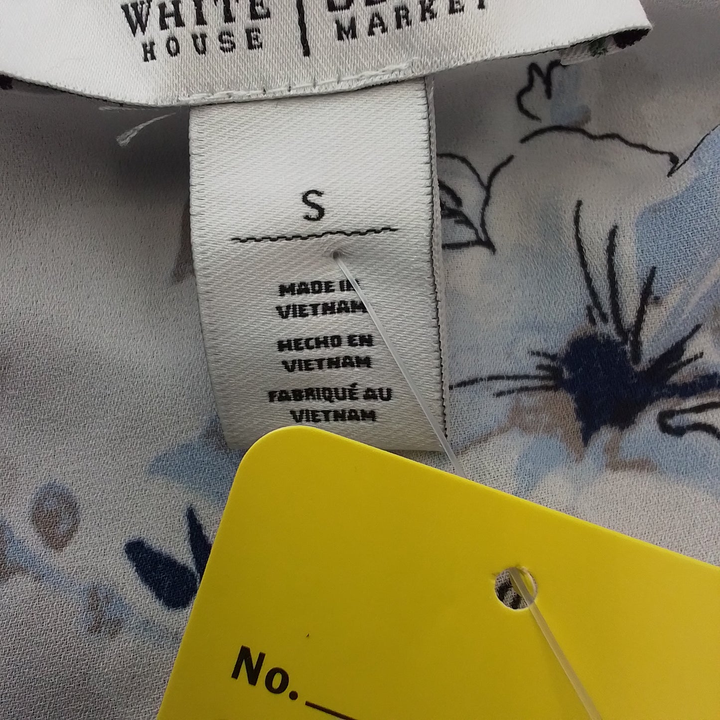 White House Black Market Women's White Blouse - Size S