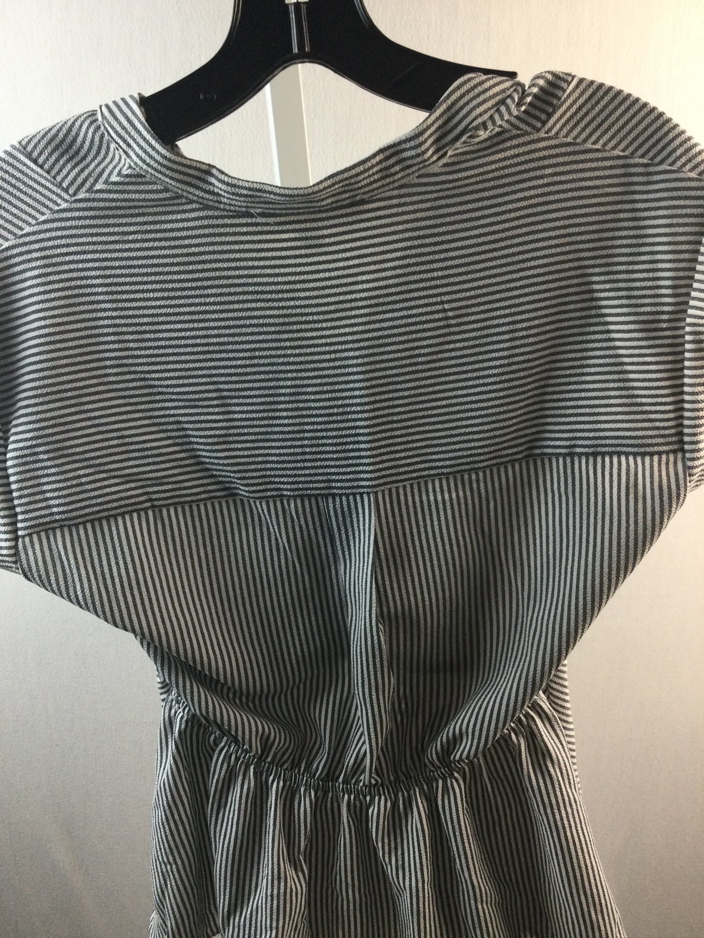 women's MONTEAU Los Angeles blouse