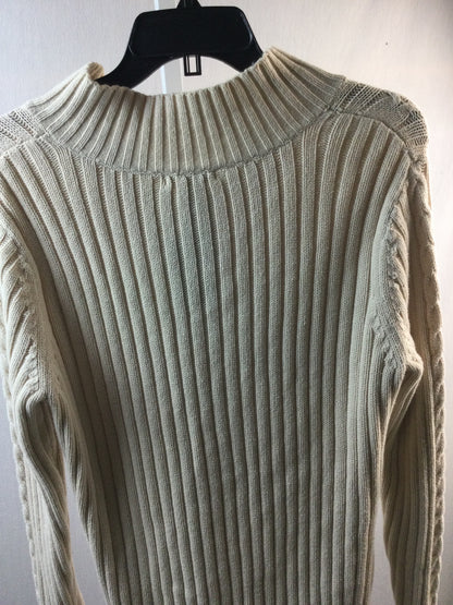 Tweeds sweater with belt