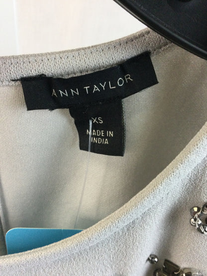 women's Ann Taylor  blouse